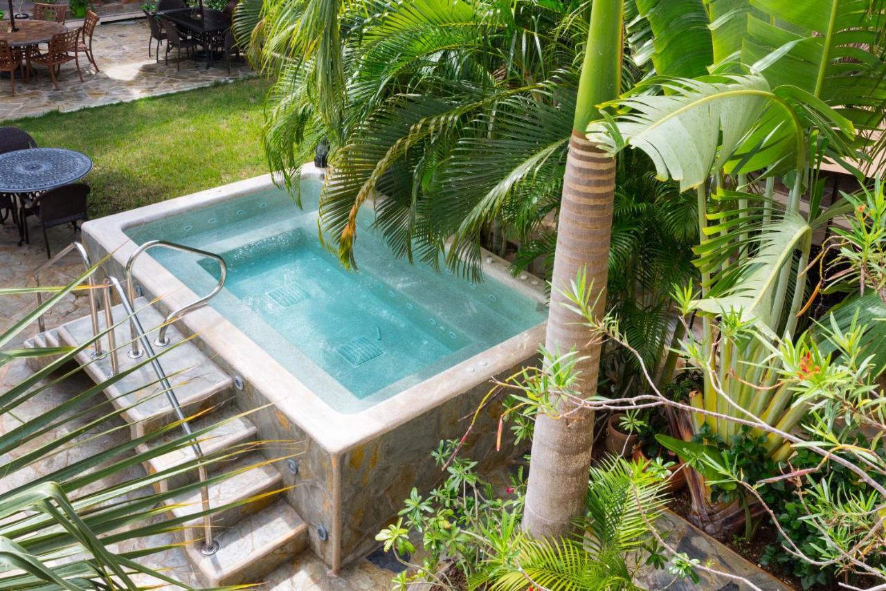 Alamos Inn Hotel Con Jacuzzi Y Piscina Cancun Luaran gambar