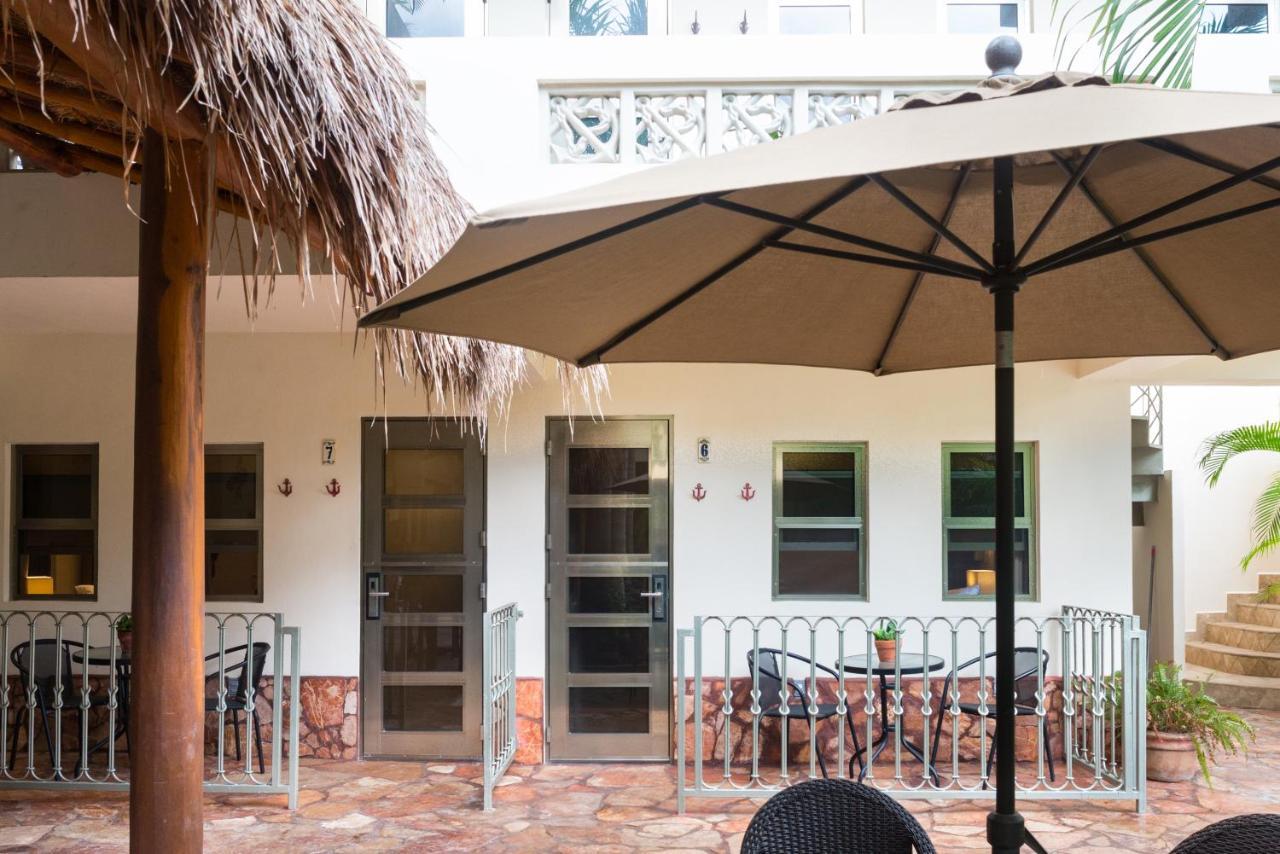 Alamos Inn Hotel Con Jacuzzi Y Piscina Cancun Luaran gambar