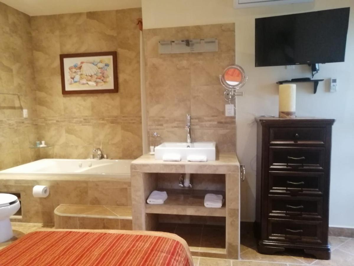 Alamos Inn Hotel Con Jacuzzi Y Piscina Cancun Luaran gambar